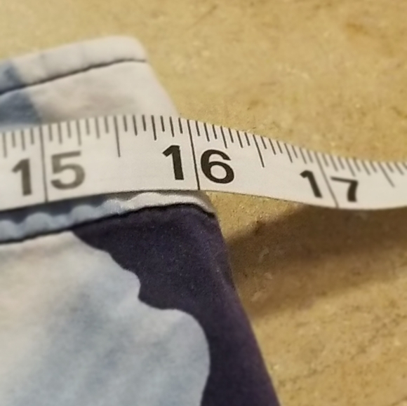 Flattering Trendy Floral Skirt - Picture 3 of 11